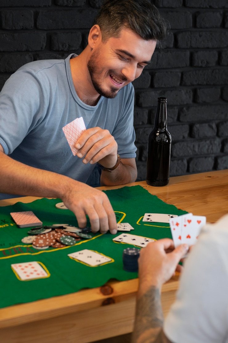 Antarmuka platform jokerbola88 menampilkan meja dealer langsung dan permainan slot