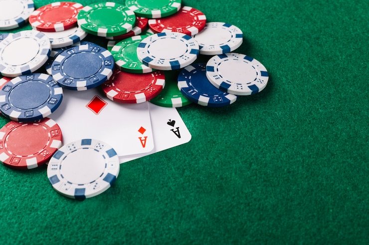 Antarmuka aplikasi jokerbola88 menampilkan meja dealer langsung dan menu navigasi utama